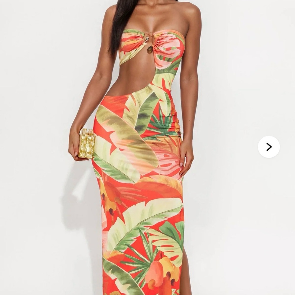 Main Thing Strapless Maxi Dress - Tomato Red/combo